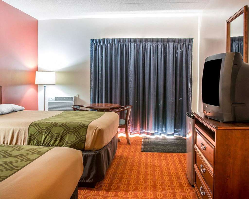 Econo Lodge Cadillac By Choice Værelse billede